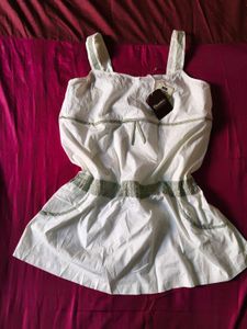 vintage white top