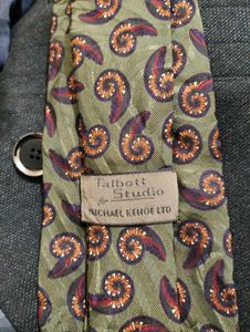 USA imported Designer Talbott Paisley Silk Tie