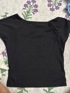 Black Ribbed Cropped Top