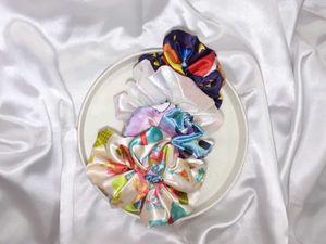 Cute Scrunchie Set