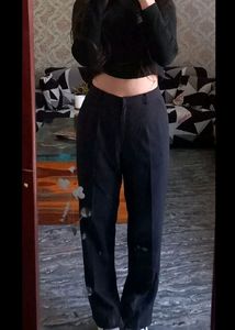 trendy black trouser