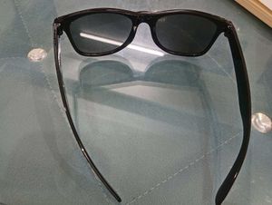 Classic Black Wayfarer Sunglasses