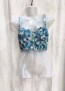 22238. Blue Floral Print Crop Top
