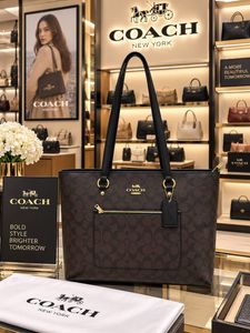 Coach Signature Tote Bag