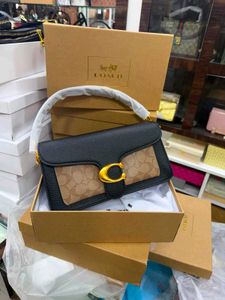 COACH**TABBY SIGNATURE BAG**WD BOX