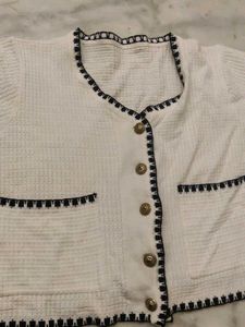Chic White Cropped Cardigan