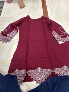 Maroon Kurta Set with White Embroidery