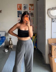 Sleek grey pant