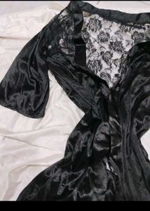 Elegant Black Lace Night Robe