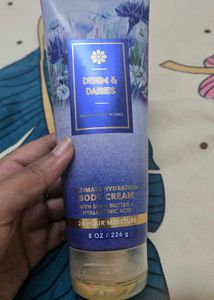 Bath & Body Works Denim & Daisies Bod