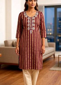 Maroon Striped Kurta with Embellished Neckline✨🤎