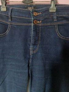 Curve It Dark Wash High-Waisted Jeans