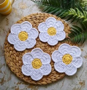 Daisy Flower Crochet Coasters (Set of 4)
