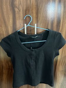 Ribbed Henley Crop Top