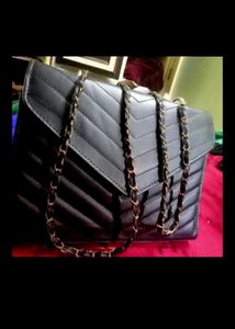 Black Handbag with Chain Detail