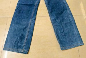 Classic Blue Denim Jeans 📍Free Delivery