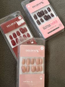 3 Piece Glossy Press-On Nail Set