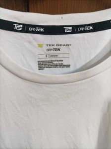 Tek gear active t shirt USA brand
