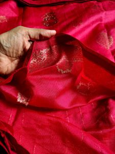 Beautiful Pink Saree with Gold Print