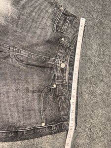 TOFFEE Baggy Wide-Leg Denim Jeans Faded Acid Wash