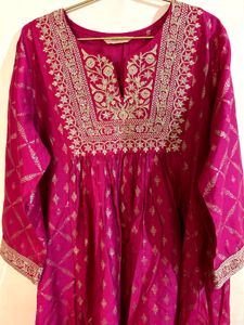 💕Max Rani pink ethnic gown 💕