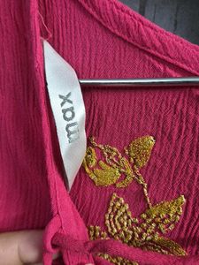 Beautiful Pink Embroidered Kurta