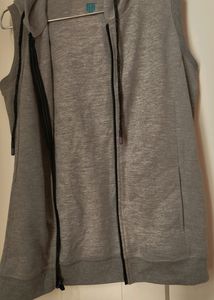 BRAND NEW TEAMSPIRIT ZIP UP HOODIE