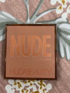 HUDA BEAUTY eyeshadow palette original