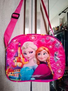 New frozen sling bag for girls