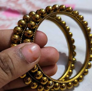 Traditional Gold Tone Beaded Bangles(2.6)