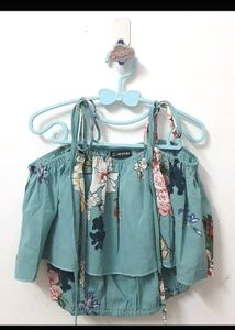 🪻Floral Off-Shoulder Crop Top