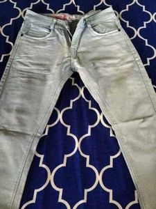 Light Wash Denim Jeans