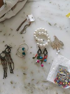 Assorted Women's Earrings