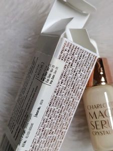 Charlotte Tilbury Magic Serum Sample