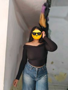 Off-Shoulder Ribbed Black Top