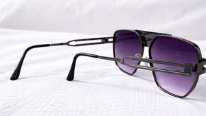 Stylish Aviator Sunglasses