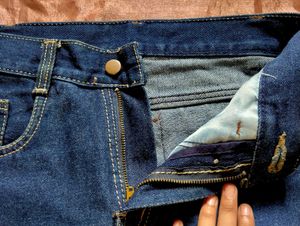 COMBO🎀 Classic Blue Jeans + Off-White Shirt