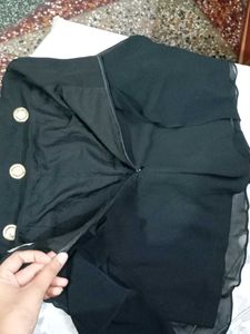 black skort (divider with skirt cover)