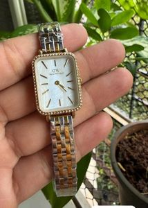 DW watch