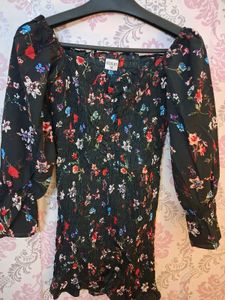 Chic Floral Print Off-Shoulder dress