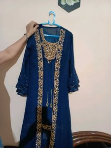 Embroidered 3 piece Teal Kurta Set