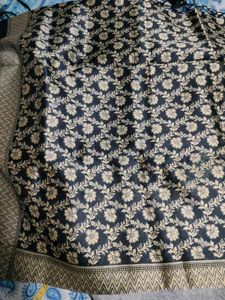 Black Floral Print Saree