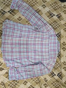 Men's Plaid Button-Up Shirt