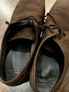 HUSH PUPPIES Brown Suede Derby Shoes