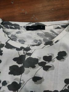 Stylish Grey and white casual top