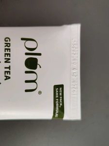 Plum Green Tea Face Wash with free delivery