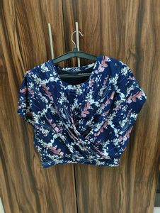 Stylish Blue Floral Draped Top
