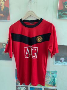 Manchester United Retro Football T-Shirt (T506)