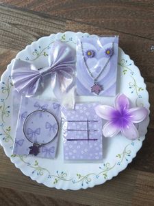 purple colour a new hair accessories
