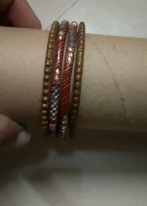 Lakh Mustard &amp; Maroon Mirror Work Set of Bangles